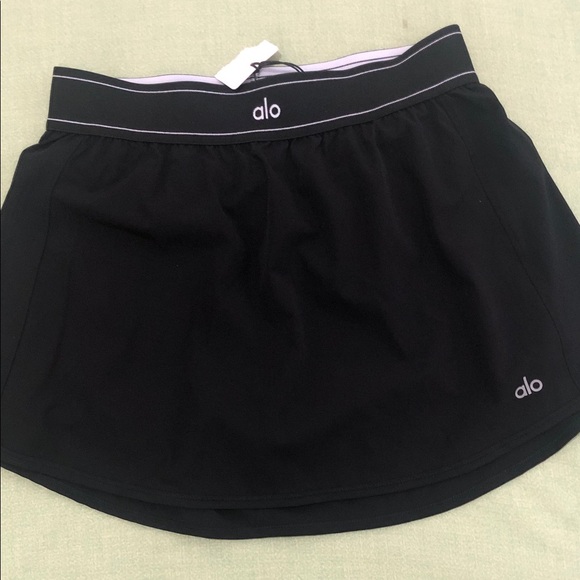 ALO Yoga Dresses & Skirts - ALO Yoga Black Skirt with Light Lavender Waistband